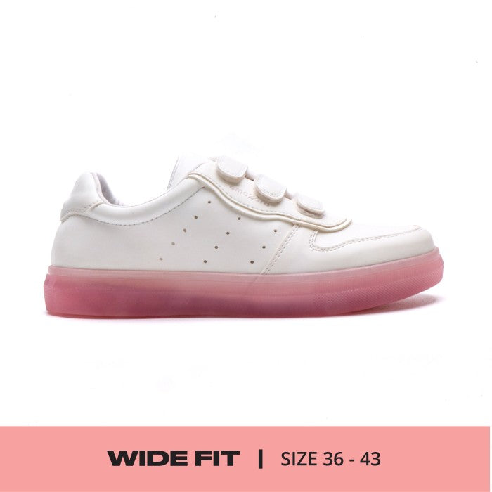 Zee Sneakers for Women - Pink